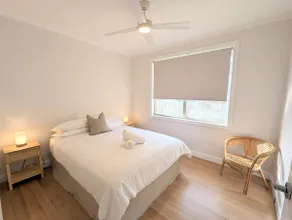 Newly renovated 4 mins from beach and main street - Image 3