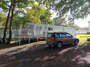 Peaceful Bay View Chalet,Pet Friendly, Own Parking - Image 2
