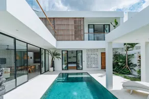 Stunning 3BR Property, Rooftop, Bathtub, 12m Pool - Image 5