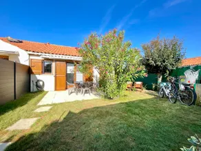 Charming house near the sea, shared pool - Image 5