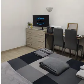 Golden Stay Rome - Entire Apartment for 6 People with Private Garden and Garage - Close to Metro C - Image 5