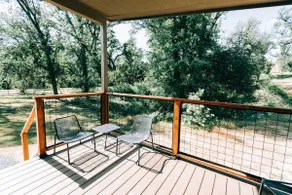 Pet-friendly cabin w/ hot tub & lake access - Image 4