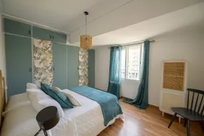 Coastal Getaway, Port and Beach - Image 2
