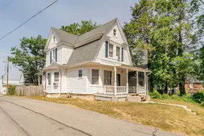 VIctorian House|Sleeps 10|Fenced|4BR|Full Kitchen - Image 5