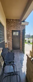 Newly renovated studio private entrance for 2. - Image 2
