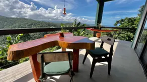 Octopus Cottage, Hummingbirds, Mountain & Sea View - Image 2