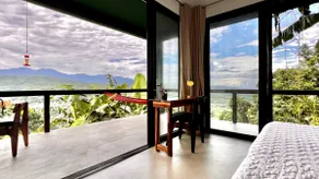 Octopus Cottage, Hummingbirds, Mountain & Sea View - Image 3