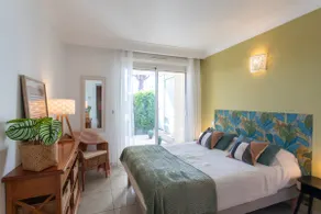 A13 Staywizus -1 BDR Garden floor Fontonne - AC, Pool & Parking - Image 3