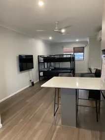 Studio Apartment in Atherton - Image 3