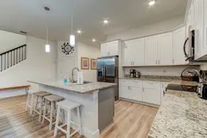 The Hub | Four Bedroom House | Close to Downtown - Image 2