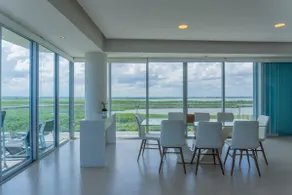 Luxury Cancun Beachfront Condo - Image 4
