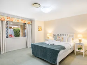 Carindale Family Home/Close to Westfield & Highway - Image 5