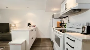 Cozy little 3 1/2 in St-Michel - Image 3
