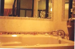 full house with Jacuzzi - Image 4