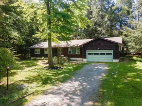 Renovated & Spacious 3BR Catskills Retreat - Image 2
