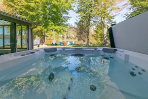 Lake Front, Kayaks, Hot Tub, Firepit, Game Rooms - Image 2