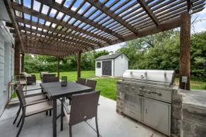 Retreat w/Hottub, Lake Rentals, & Outdoor Playroom - Image 3