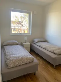 New cosy and stylish apartment in Hauganes - Image 4