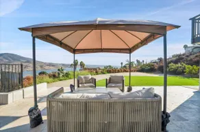 Luxury 4 BR w/ Serene Lake Views - Image 2