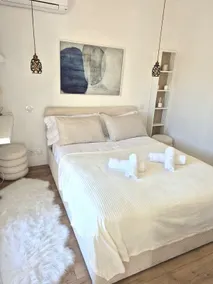 Beautiful Luxurious Apartment - 50 m2 - Port of Nice - Image 3