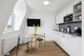 limehome Düsseldorf Bahlenstr. | Comfort Suite - Image 4