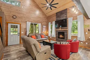 Luxury Chalet w/ HotTub-Sauna-Gym-EVCharging-AC-WiFi - Image 2