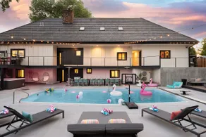 Lux Pool House, Hot Tub, Sauna, Family Friendly - Image 2