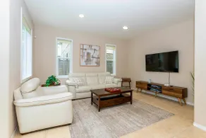 Hot Tub, Dog-Friendly, Games, 19-Min to Downtown - Image 2