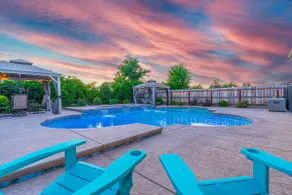 5bd 3ba Pool&Hot Tub House w/dedicated workspace - Image 2