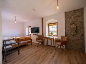 Historic Lindenhof Michaelis: Sandstone apartment - Image 2