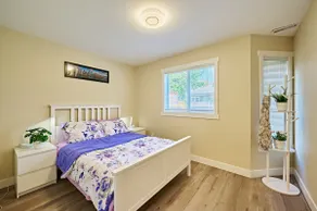 Sun & Son HomeStay - Image 5