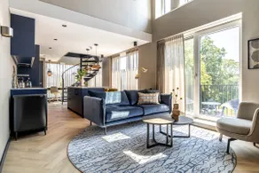 BizStay Delft 4B - Two bedroom Deluxe - Image 2