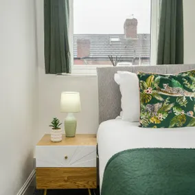 Willow House - 2-Bedroom House In Merseyside! - Image 4