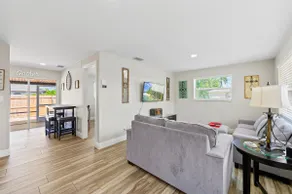Bright & Cozy Apt North Naples ”668-A” - Image 3