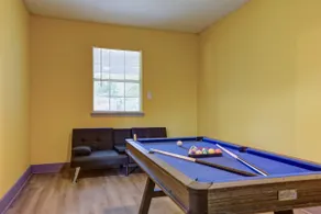 Indoor fireplace w/ patio & Pool Table - Image 5