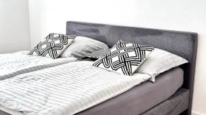 Modern apartment for 6 near the stadium with parking - Image 3