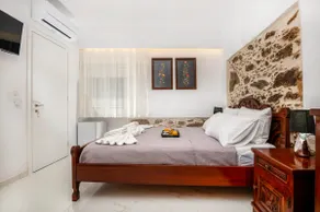 Plaka House, Kerames - Image 3