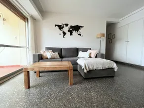 Urban Point - Centrally Located Apartment - Spacious and Bright - Image 5