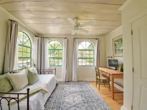 Pet-Friendly & Steps from Downtown—Book Now! - Image 5