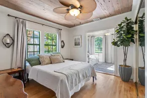 Pet-Friendly & Steps from Downtown—Book Now! - Image 2