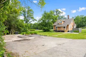 EntireHouse/GlenEllyn/4bd1bath/Laundry/Wheaton - Image 2