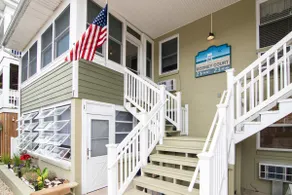 Dawn's Beach House - Image 4