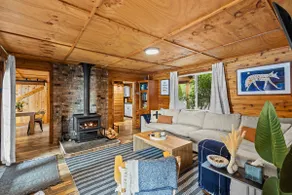 Woodsy Lakefront Cabin - Hot Tub, Kayak, Fireplace - Image 4