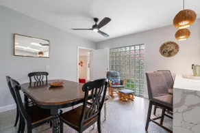 Bamboo Suite 2/1 - Mins to Airport, Beach & Port - Image 4