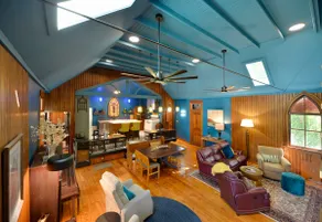 St John's: Divine Stay | 4BR + EV, Firepit, Porch - Image 2