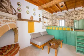Amarantos-Traditional Village House-Apollona - Image 2