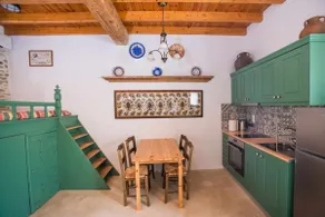 Amarantos-Traditional Village House-Apollona - Image 3