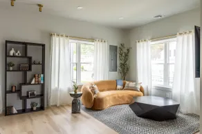 Beacon Modern Home: Hot Tub, Sonos & Chef Kit - Image 3