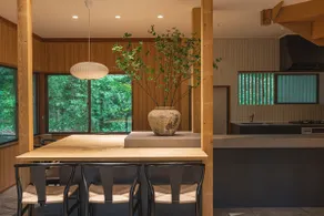 Japanese Modern Hot Spring Inn: Enjoy a Healing Moment in a Private Space Surrounded by Forests - Image 2
