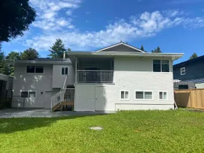 Maple Ridge W. Central /3 rooms 3 queen 1 sofa - Image 2